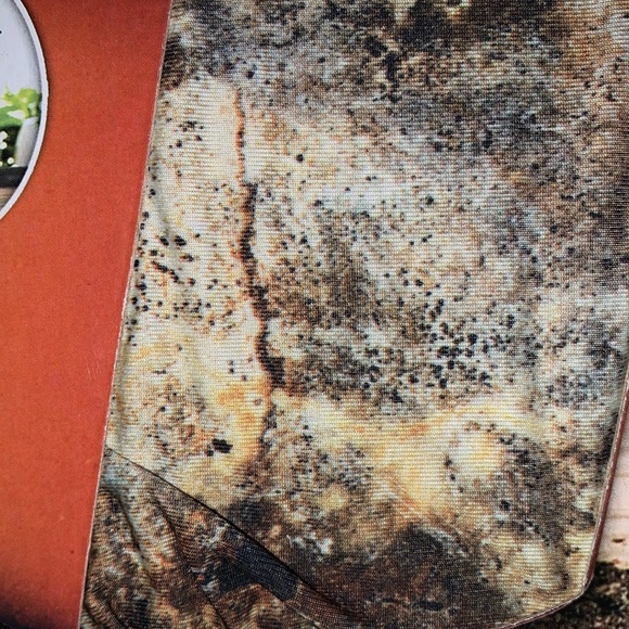 Stretchable pot sox fabric cover. Washable, reusable & stain resistant, fits 8” - Picture 4 of 9